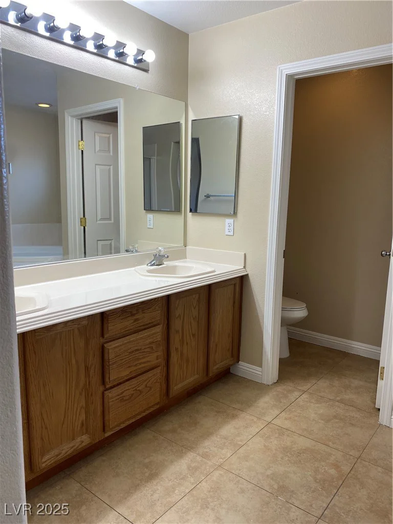7439 Pioneer, Las Vegas, NV 89113