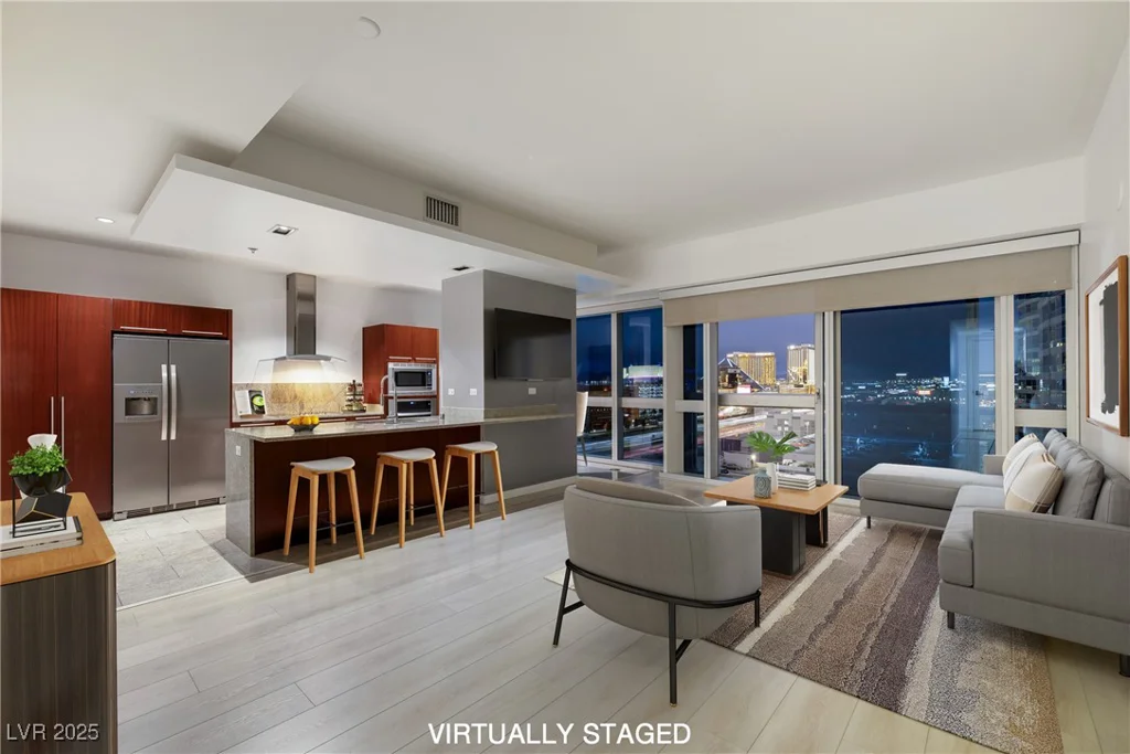 4471 Dean Martin, Las Vegas, NV 89103