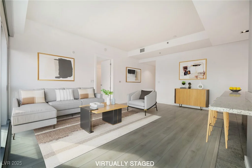 4471 Dean Martin, Las Vegas, NV 89103