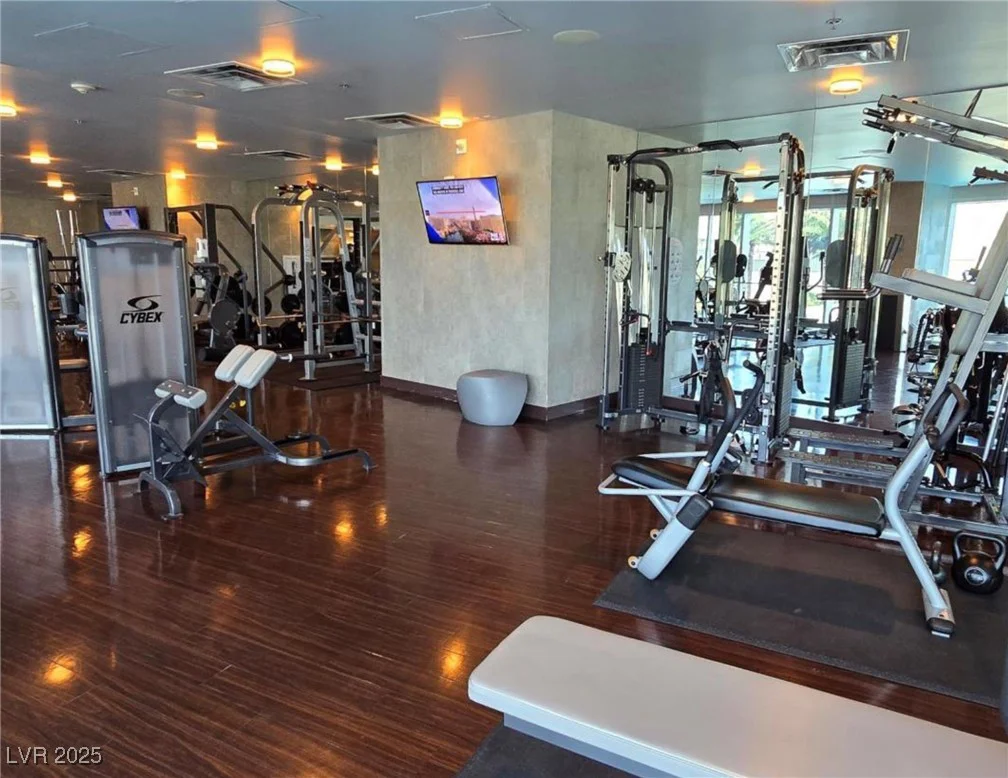 4471 Dean Martin, Las Vegas, NV 89103