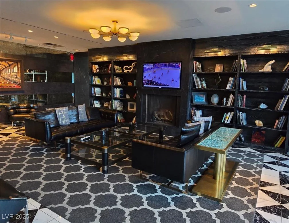 4471 Dean Martin, Las Vegas, NV 89103