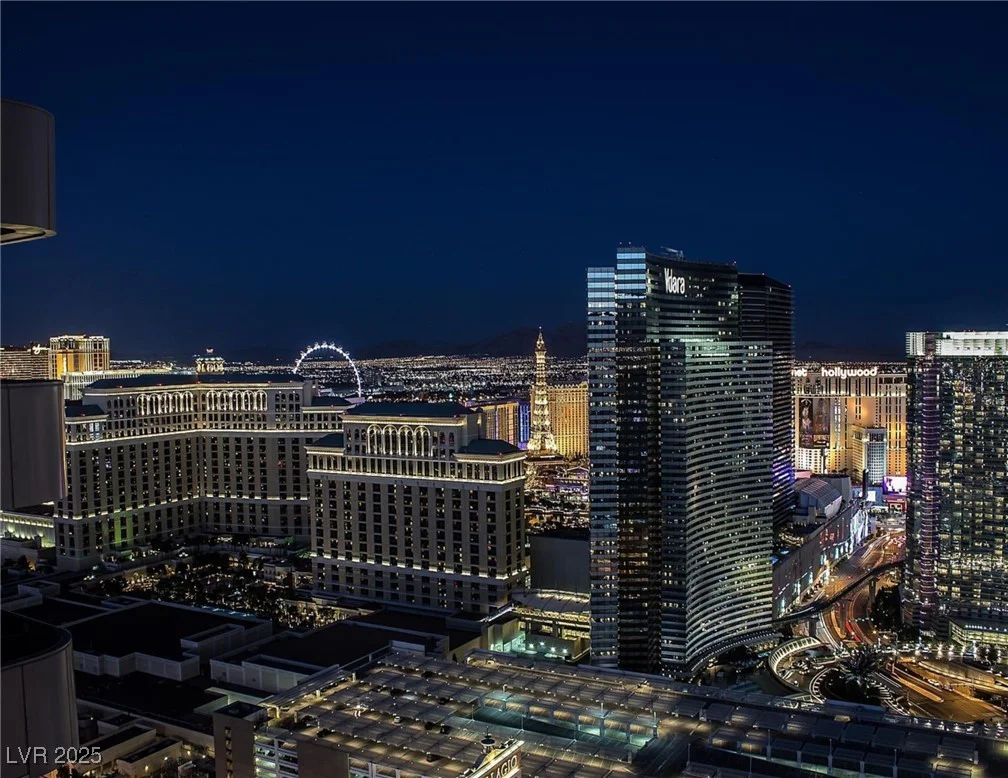 4471 Dean Martin, Las Vegas, NV 89103
