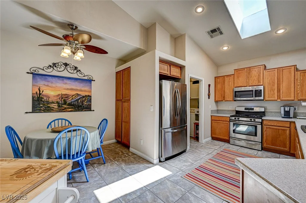 97 Zimmerman, Henderson, NV 89002