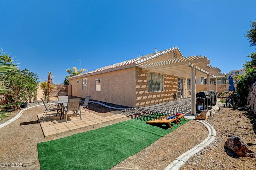 97 Zimmerman, Henderson, NV 89002