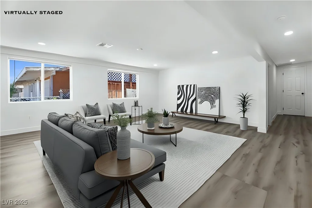 2729 Flower, North Las Vegas, NV 89030