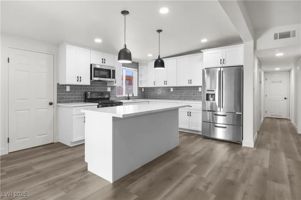 2729 Flower, North Las Vegas, NV 89030