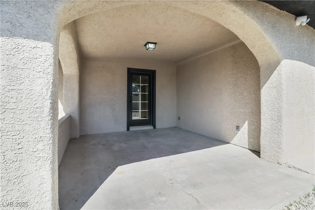 2729 Flower, North Las Vegas, NV 89030