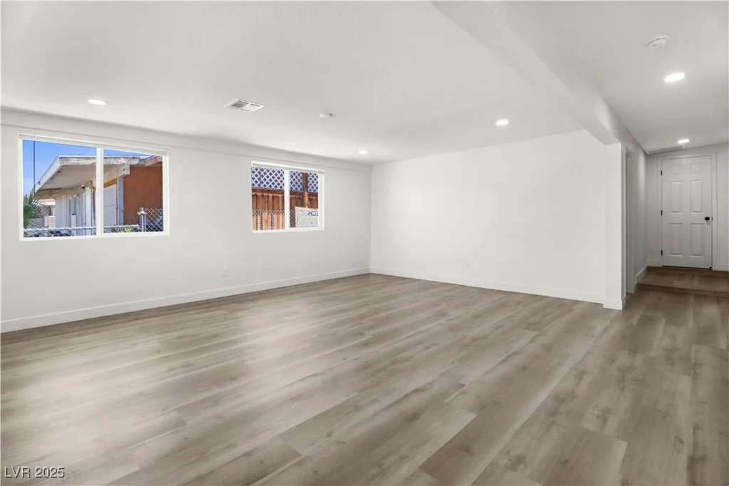 2729 Flower, North Las Vegas, NV 89030