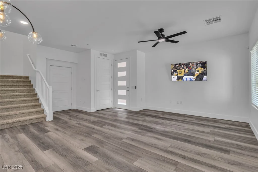 600 Carriage Hill, Las Vegas, NV 89138