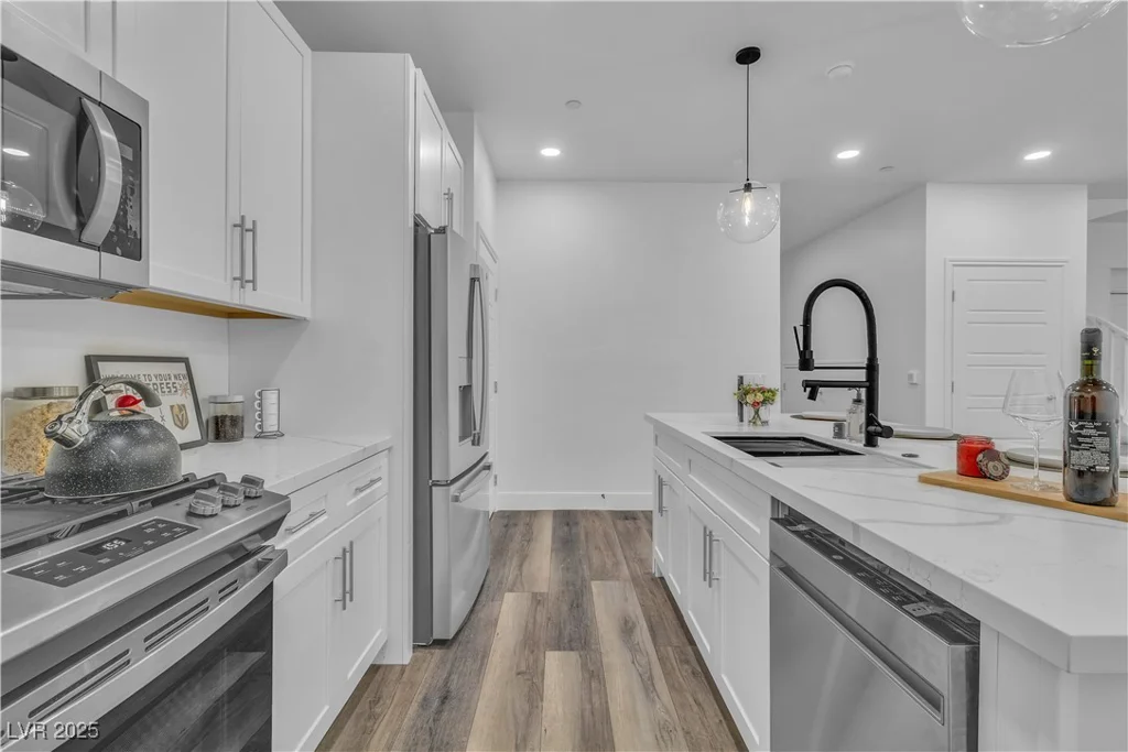 600 Carriage Hill, Las Vegas, NV 89138