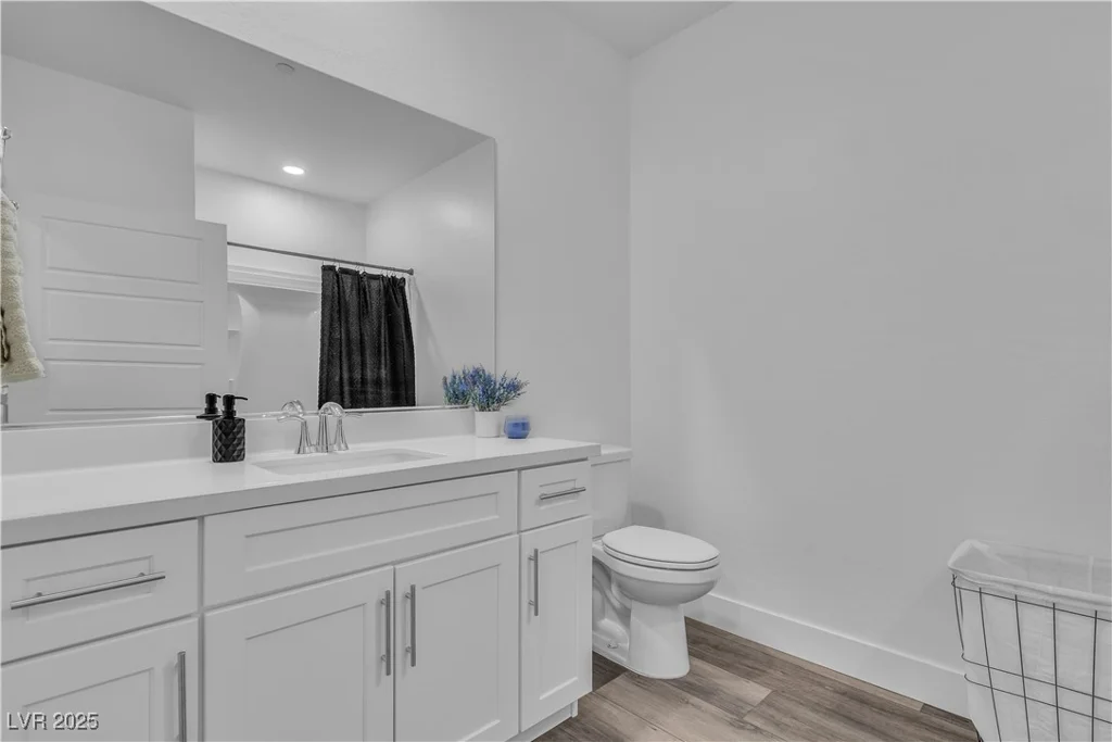 600 Carriage Hill, Las Vegas, NV 89138