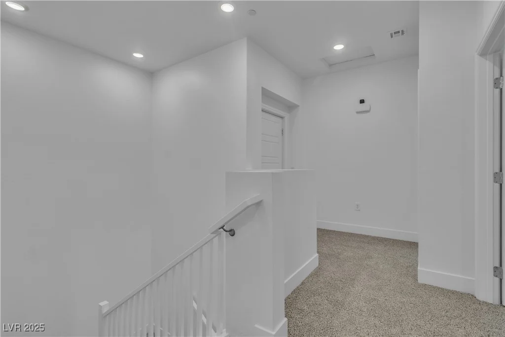 600 Carriage Hill, Las Vegas, NV 89138