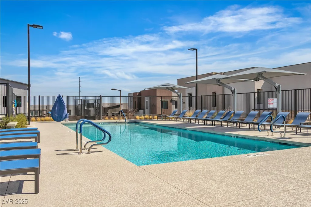 600 Carriage Hill, Las Vegas, NV 89138