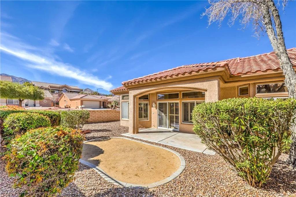 10057 Bundella, Las Vegas, NV 89134