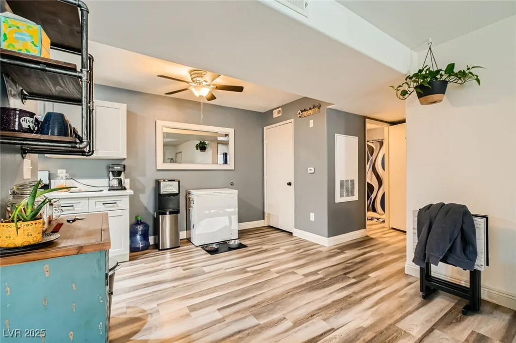 950 Seven Hills, Henderson, NV 89052