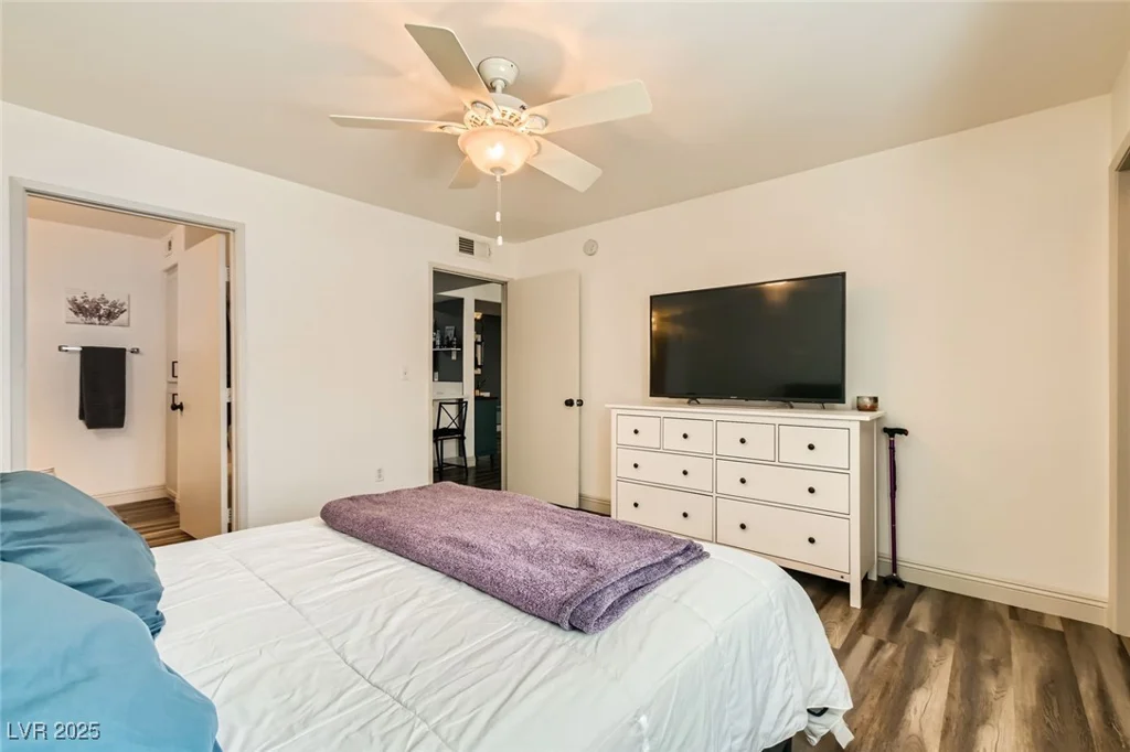 950 Seven Hills, Henderson, NV 89052