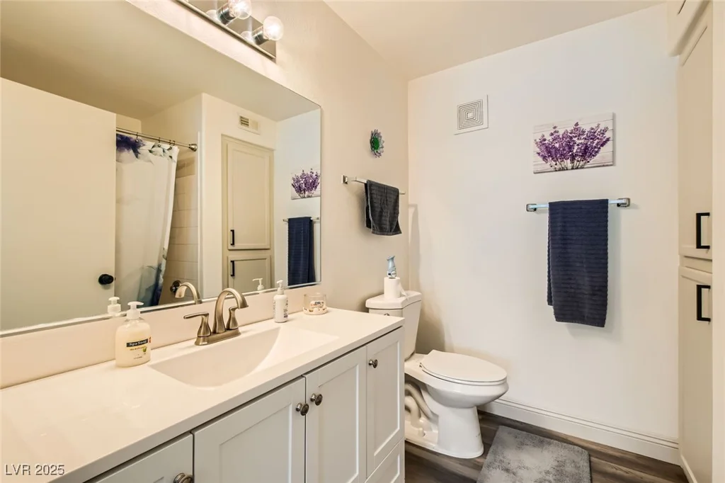 950 Seven Hills, Henderson, NV 89052