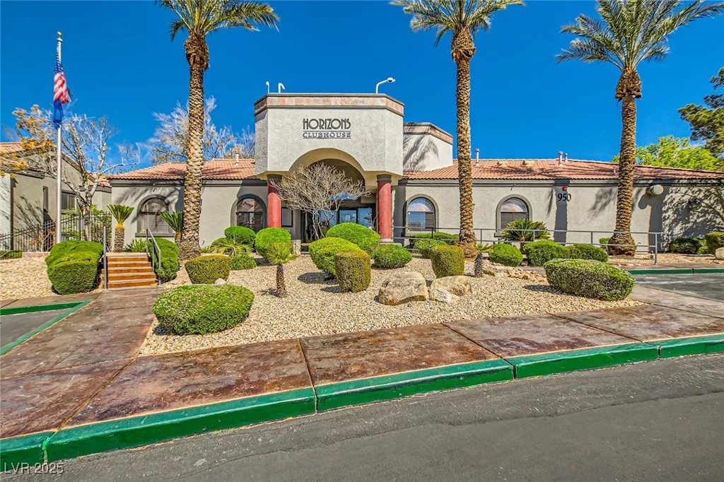 950 Seven Hills, Henderson, NV 89052