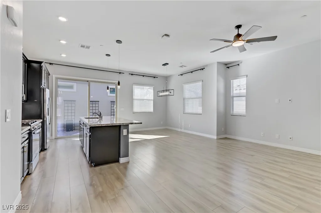 783 Hibiscuss Blossom, Henderson, NV 89011