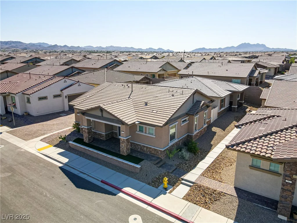 783 Hibiscuss Blossom, Henderson, NV 89011