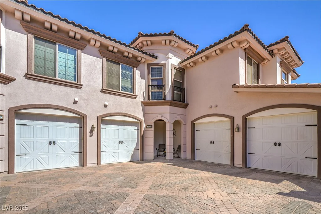 10 Via Visione, Henderson, NV 89011