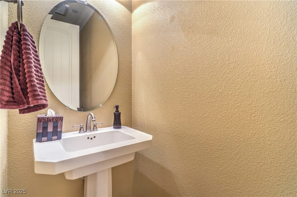 10 Via Visione, Henderson, NV 89011