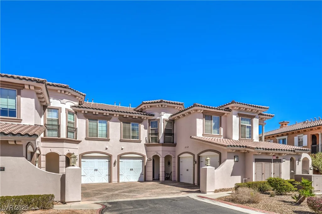 10 Via Visione, Henderson, NV 89011