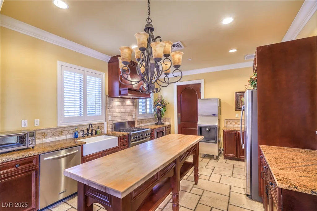 10 Via Visione, Henderson, NV 89011