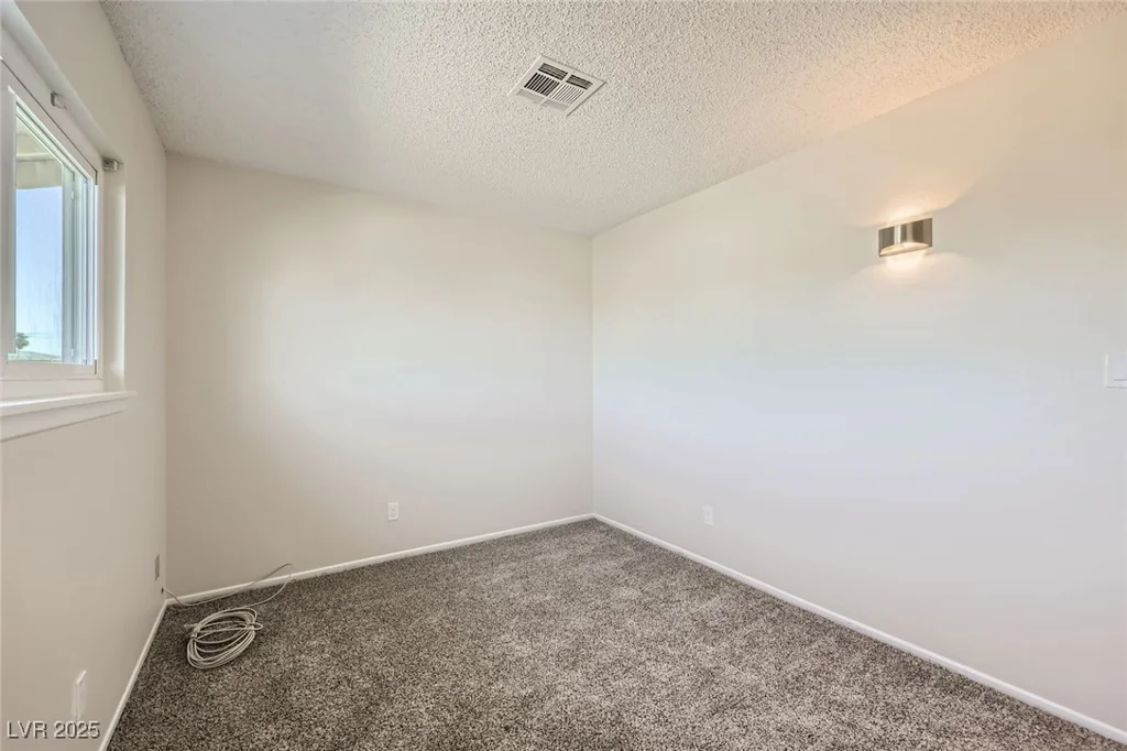 3577 Wayne, Las Vegas, NV 89121
