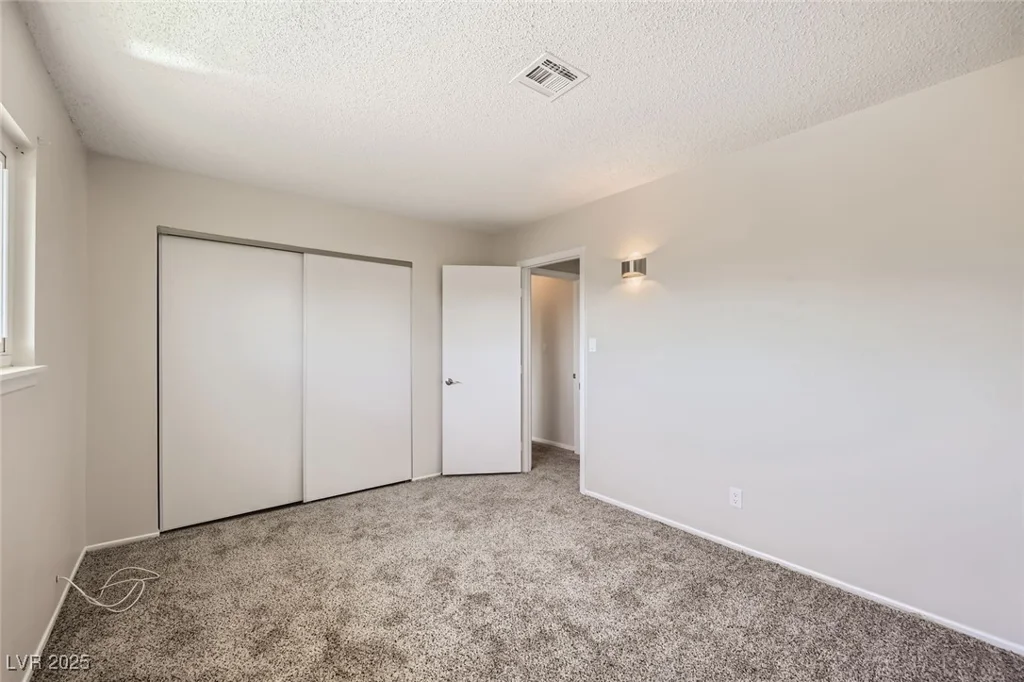 3577 Wayne, Las Vegas, NV 89121