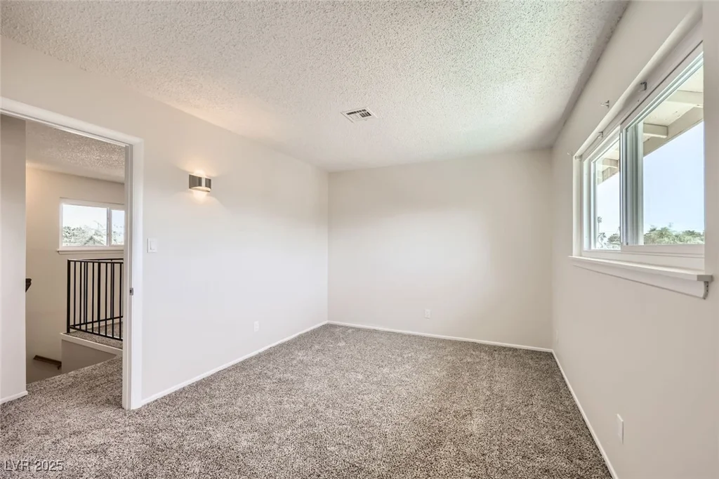 3577 Wayne, Las Vegas, NV 89121