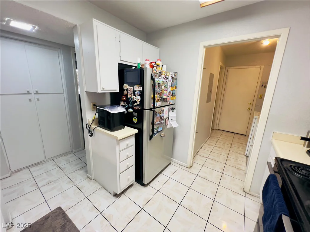 6750 Del Rey, Las Vegas, NV 89146