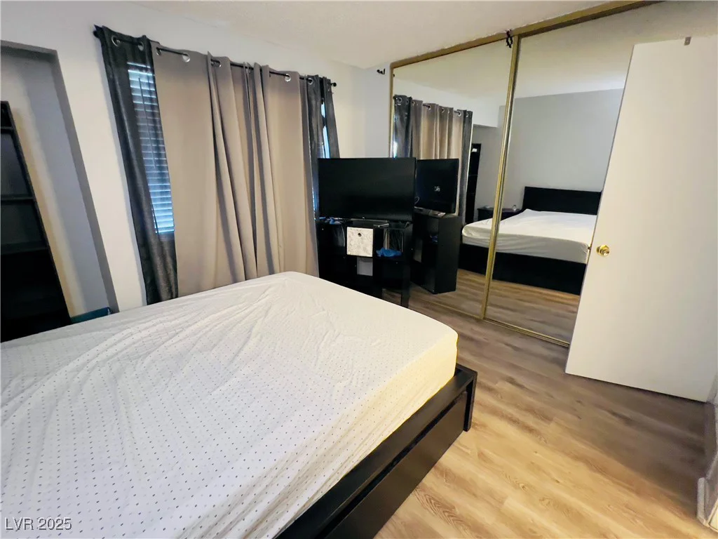 6750 Del Rey, Las Vegas, NV 89146
