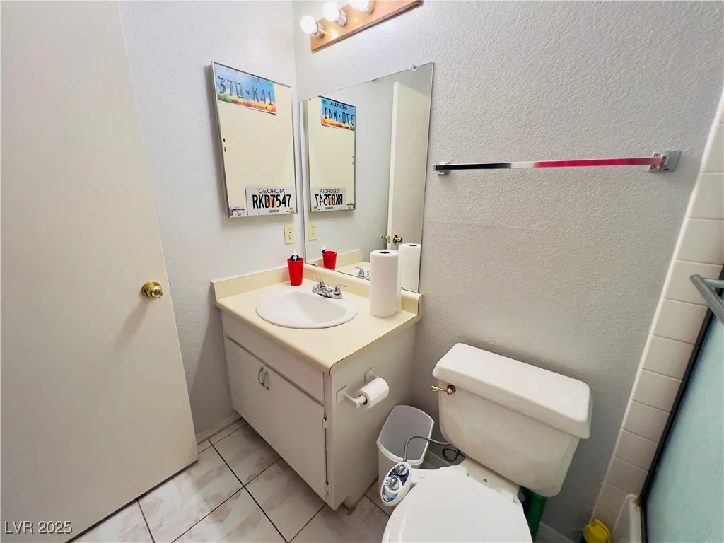 6750 Del Rey, Las Vegas, NV 89146