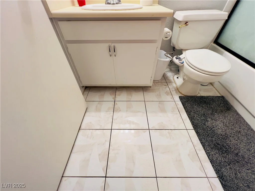 6750 Del Rey, Las Vegas, NV 89146