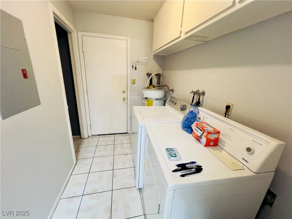 6750 Del Rey, Las Vegas, NV 89146