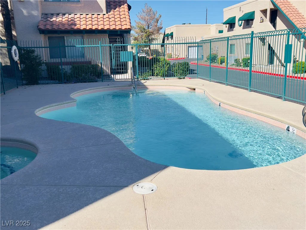 6750 Del Rey, Las Vegas, NV 89146