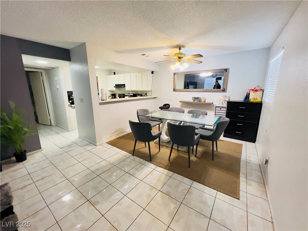6750 Del Rey, Las Vegas, NV 89146