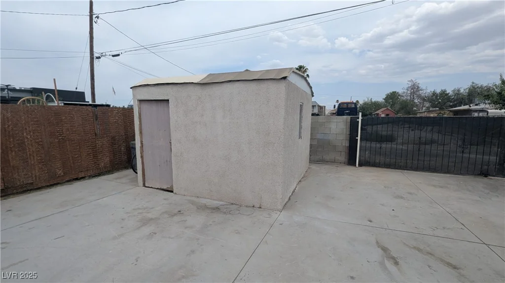 1910 Hoover, North Las Vegas, NV 89030