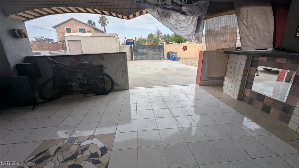 1910 Hoover, North Las Vegas, NV 89030