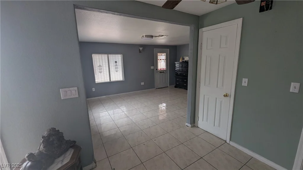 1910 Hoover, North Las Vegas, NV 89030