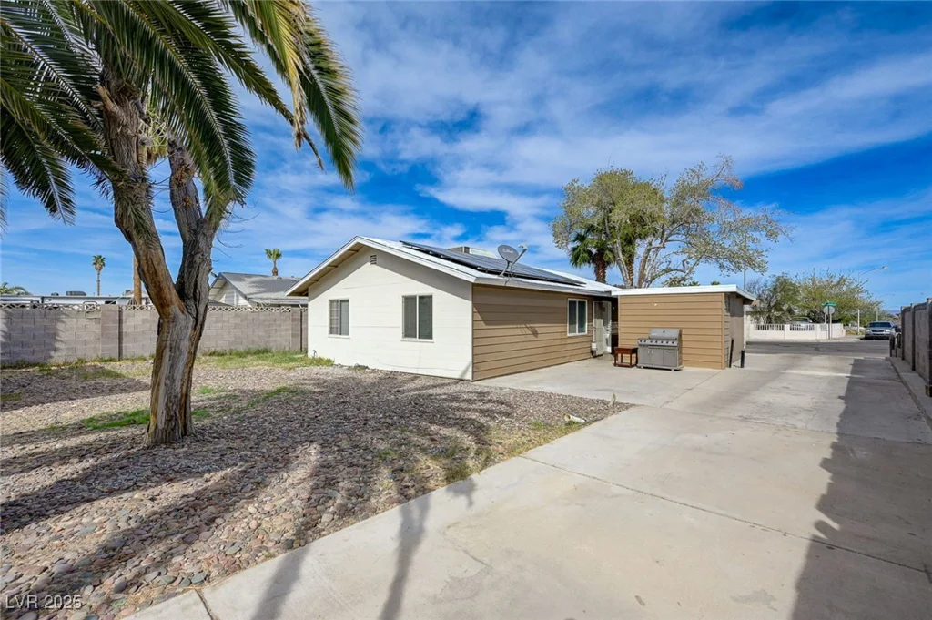 5065 Atherton, Las Vegas, NV 89120