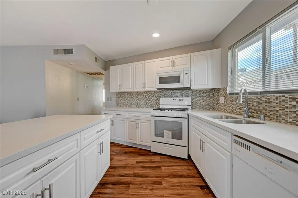 5065 Atherton, Las Vegas, NV 89120