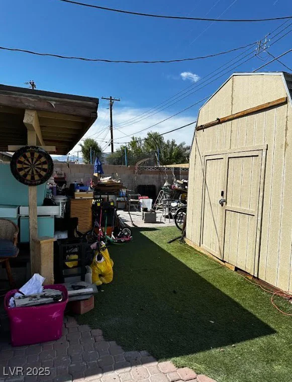 6404 Penrose, Las Vegas, NV 89107