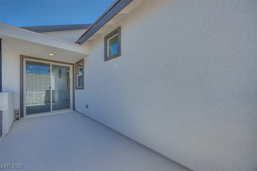 991 Golden Summit Ave, Las Vegas, NV 89138