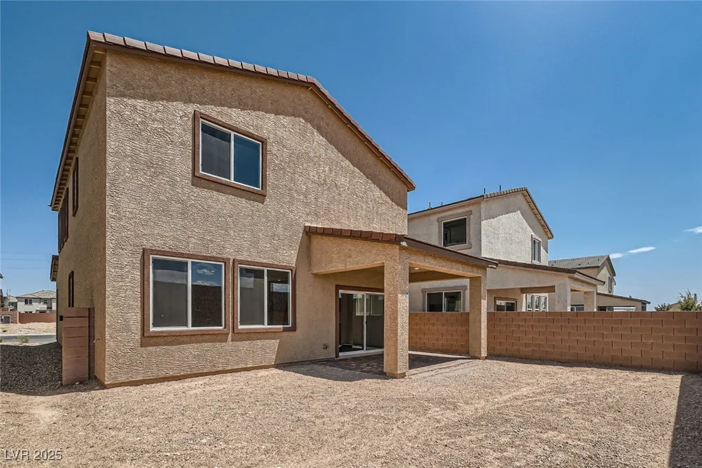 9825 Lost Horse, Las Vegas, NV 89178