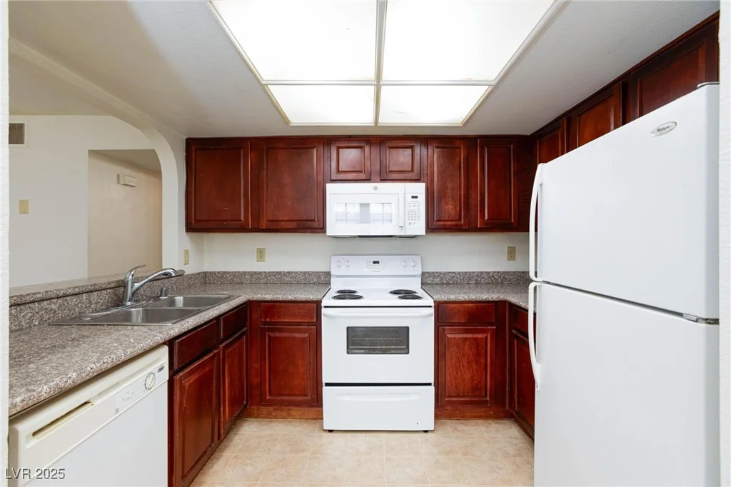 1212 Bass, Henderson, NV 89014