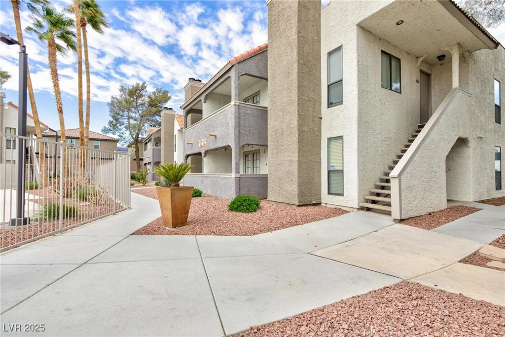 1212 Bass, Henderson, NV 89014