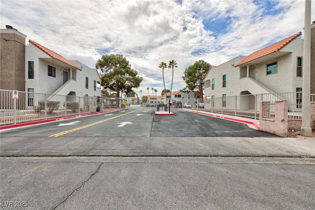 1212 Bass, Henderson, NV 89014