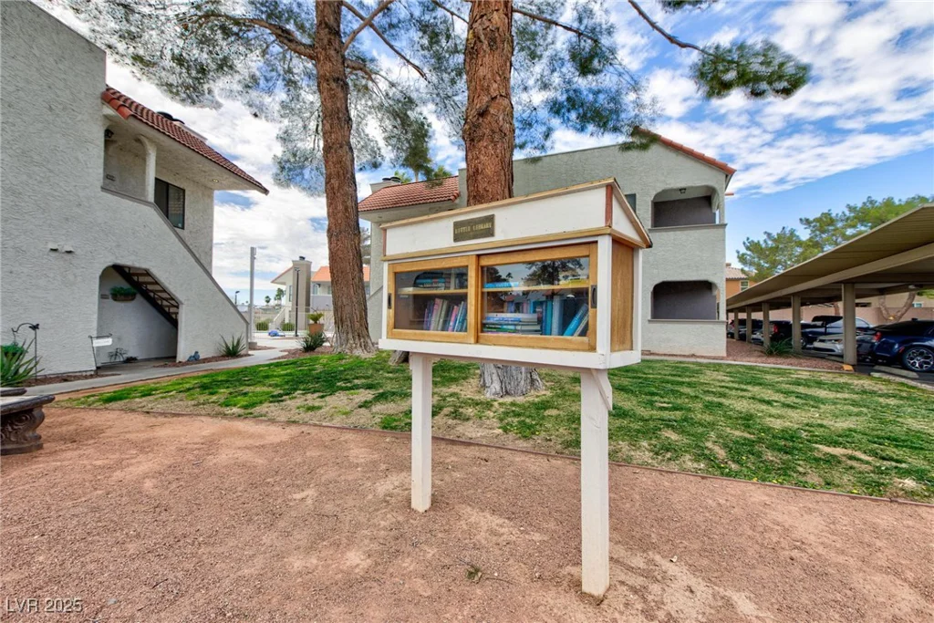 1212 Bass, Henderson, NV 89014